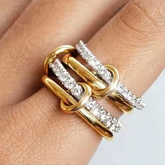 Pavoi Jewelry - NEW 2-Tone Interlocking Stacked Ring Size 6 Available